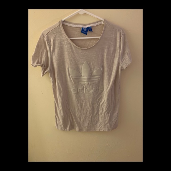 adidas Tops - Adidas women’s t shirt